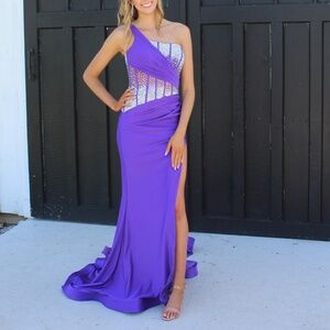 Ashley Lauren formal gown